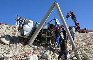 Antalya’da feci kaza: 1 ölü, 2 yaralı