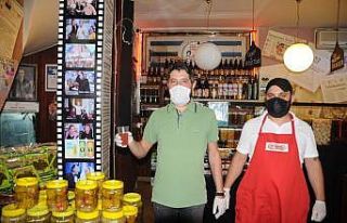 Asırlık turşucudan korona virüse karşı turşu...