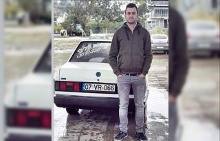 Askerden gelen genci, trafik kazası hayattan kopardı