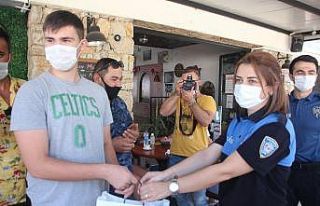 Ayakkabı için biriktiği parası çalınan genci...