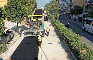 Aydın Büyükşehir Belediyesi yol yapım çalışmalarına...