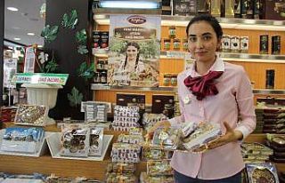 Aydın’ın milli meyvesi kuru incir tezgahlardaki...