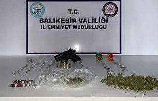 Ayvalık Polisi’nden torbacı avı
