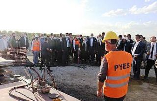 Bakan Karaismailoğlu, devam eden projeleri inceledi