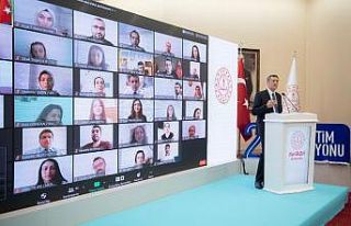 Bakan Selçuk: “Salgın döneminde özellikle çevrimiçi...
