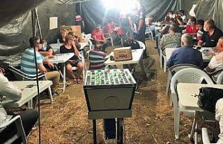 Bakan Varank’tan çadırda kumar görüntülerine...