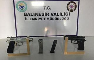 Balıkesir polis 21 aranan şahıs ve 5 silah ele...