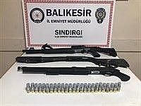 Balıkesir polisinde silah operasyonu
