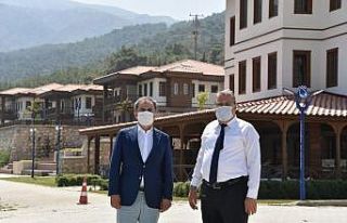 Baraçlı’dan Yunusemre Belediyesinin projelerine...