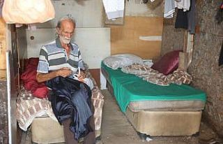 Barakadan alınıp barınma merkezine yerleştirilince...