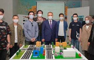 Başarı gençlerden, destek Büyükşehir’den