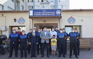 Başkan Acar’dan Aliağa’da görev yapan zabıtalara...