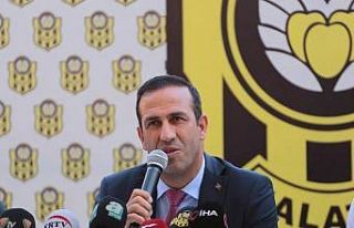 Başkan Adil Gevrek’ten transfer açıklaması