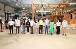 Başkan Arda ve ekibinden sanat turu