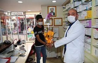 Başkan Bilgin, eczacıları unutmadı