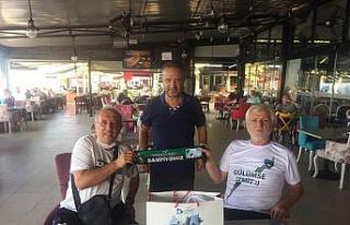 Başkan Hürriyet’ten Kocaelisporlu eski futbolcuya...