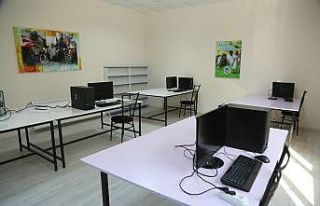 Başkan Kurt’tan eğitime destek