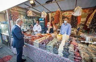 Başkan Soyer’den İEF ziyareti