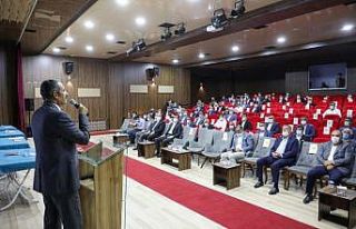 Başkan Tanış muhtarlarla bir araya geldi