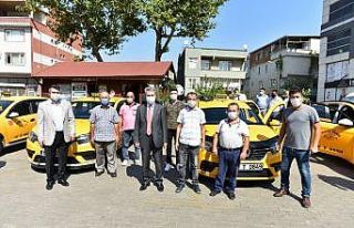 Başkan Yılmaz, esnafın yanında