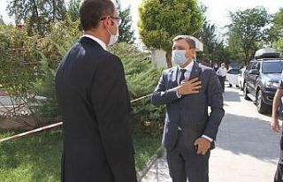 Batman Valisi Şahin’den Bismil çiftçisine teşekkür