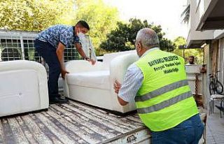 Bayraklı’da 185 ailenin ev eşyası yenilendi
