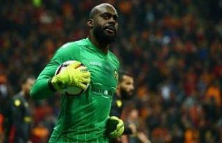 BB Erzurumspor Benin’li kaleci Fabien Farnolle’yi...