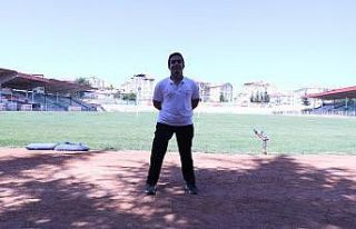 Bedensel engelini spor yaparak aştı