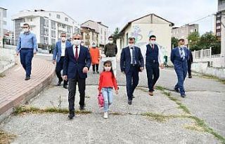 Belediye Başkanı, makam aracı ile minik öğrenciyi...