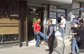 “Ben çıkıyorum da sen niye çıkacaksın” tekmesi