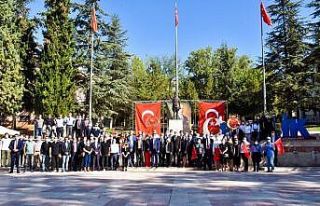 Bilecik’te CHP’nin kuruluş yıl dönümü kutlama...