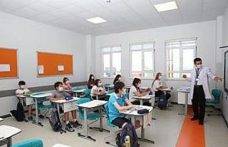 BİLNET Kocaeli’de öğrencilere yüz yüze telafi...
