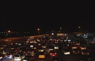 Bingöl’de arabalı sinema keyfi