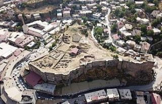 Bitlis Kalesi’nde Kanuni Sultan Süleyman’a ait...