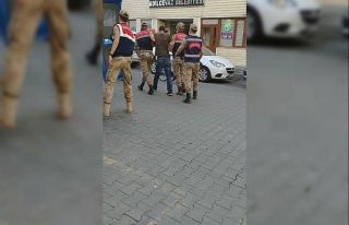 Bitlis’te göçmen kaçakçılığı yapan 2 şüpheli...
