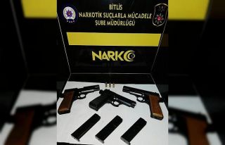 Bitlis’te ruhsatsız silah ele geçirildi