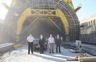 Bölgenin en büyük ulaştırma projesinin şantiyesinde...