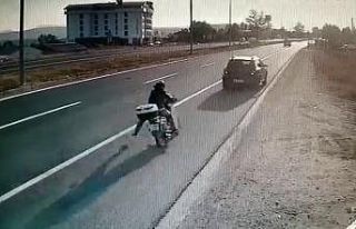 Bolu’da otomobile çarpan motosikletin sürücüsü...