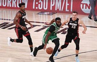 Boston, Miami karşısında ilk galibiyetini aldı