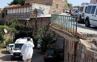 Bunalıma giren şahıs kendini astı