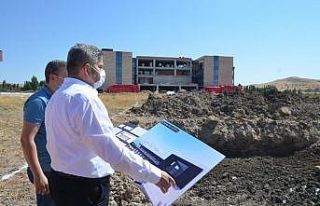 Bünyan Belediyesi 22 dükkanlı ticaret merkezi yapıyor