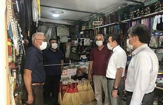 Burhaniye’de Kaymakam Memiş koronavirüs denetimine...