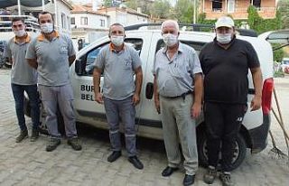 Burhaniye’de temizlik işçileri takdir topladı