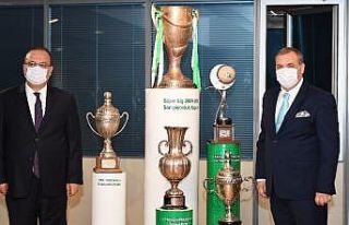 Bursa Valisi Yakup Canbolat, Bursaspor Kulübü’nü...