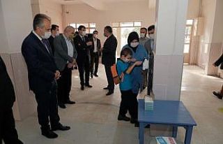 Bursa’da eğitim tatlı başladı