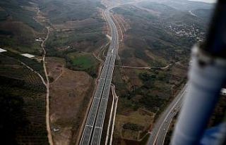 Bursa’da jandarmadan helikopterli trafik denetimi