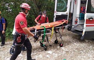 Bursa’da şelaleden aşağı düşen kadın, yaralı...