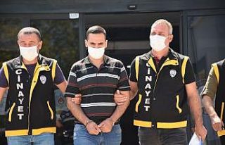 Bursa’da sokak ortasında işlenen kan davası cinayetinin...
