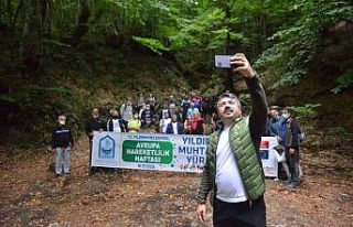 Bursalı muhtarlar Uludağ’ın eteklerinde yürüdü