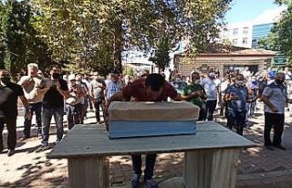 Bursa’nın "Parmak çocuğu" son yolculuğa...